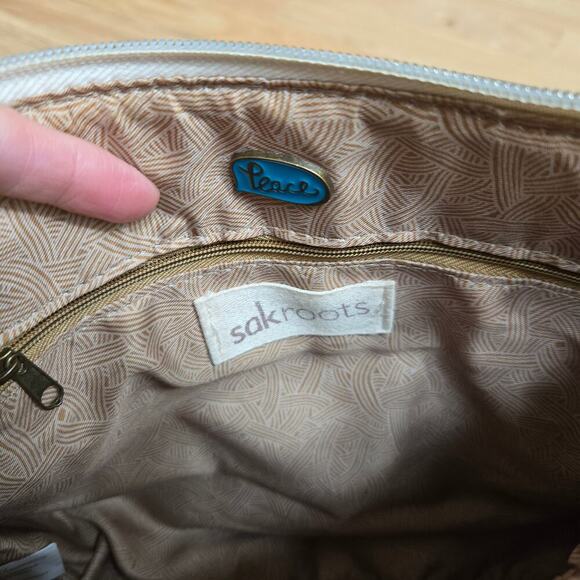 Sakroots Artistic Owl Crossbody Purse Embroidered Strap Boho - Picture 12 of 16